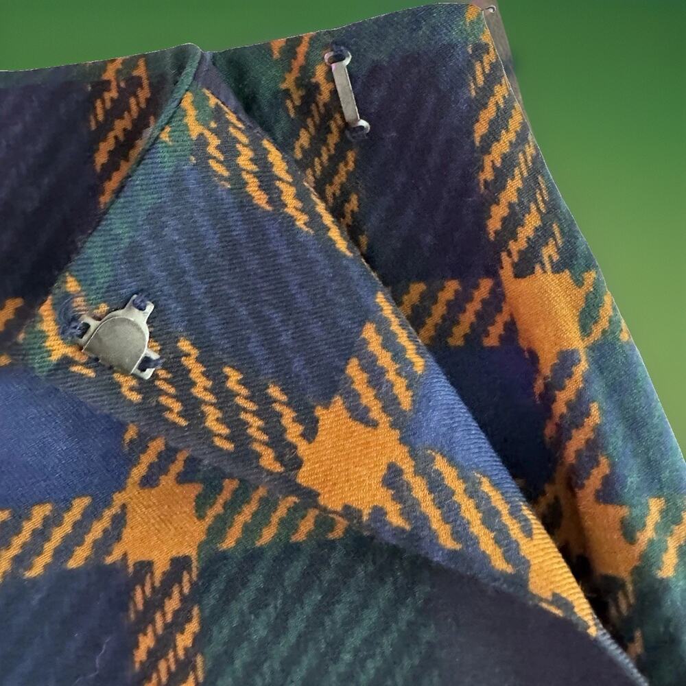 Ann Taylor Green Plaid 100% Wool Wrap Skirt 90s Vintage Prep Equestrian - Picture 6 of 12